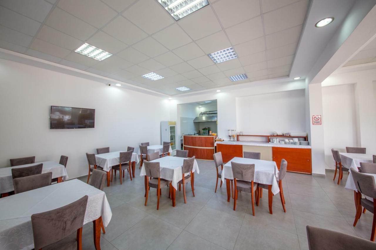 Hotel Alina Sarandë Exterior foto