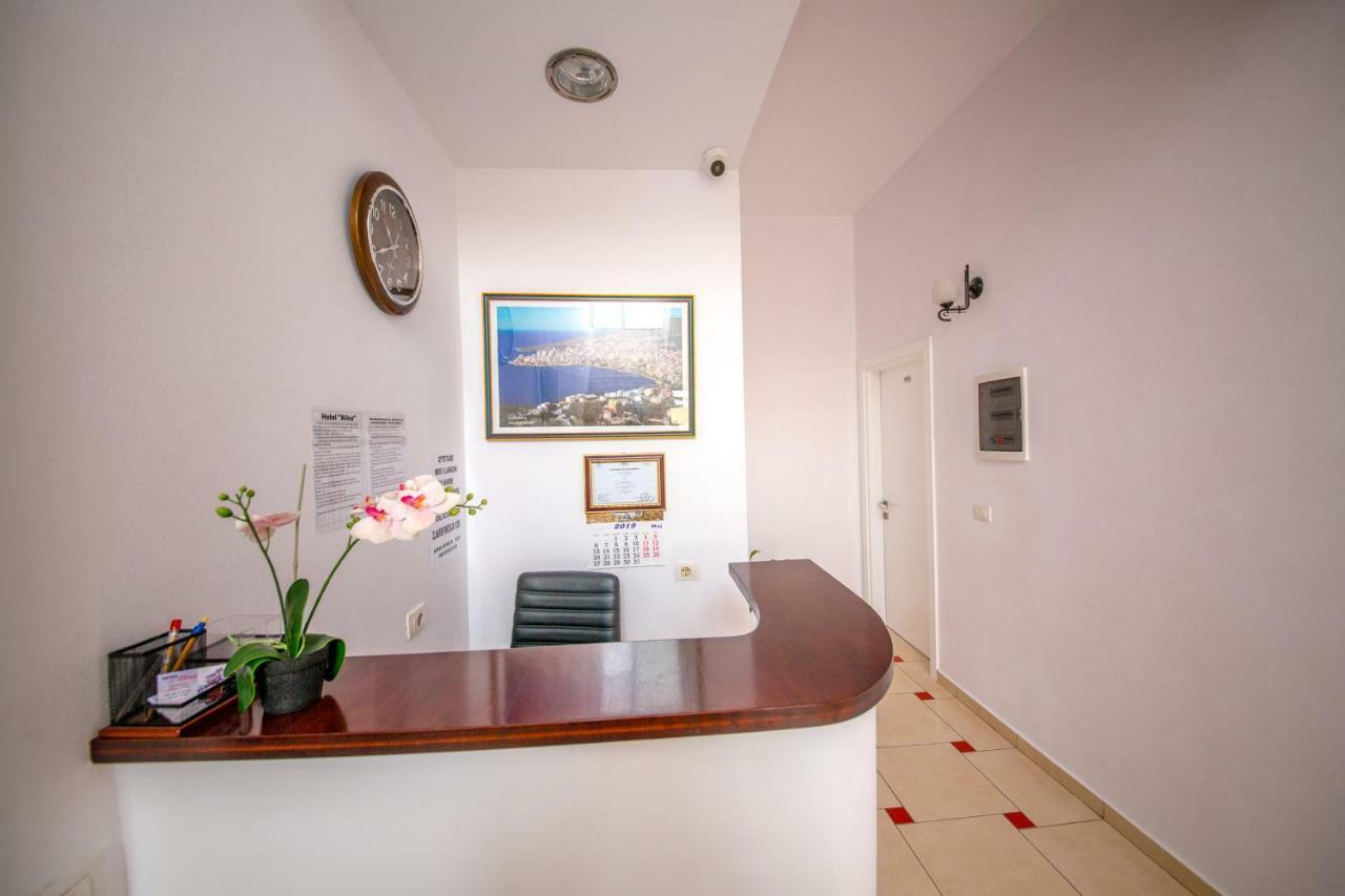 Hotel Alina Sarandë Exterior foto